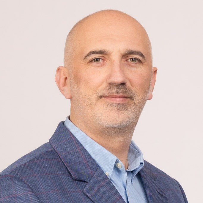ovidiu-tefan-agent-imobiliar-brasov