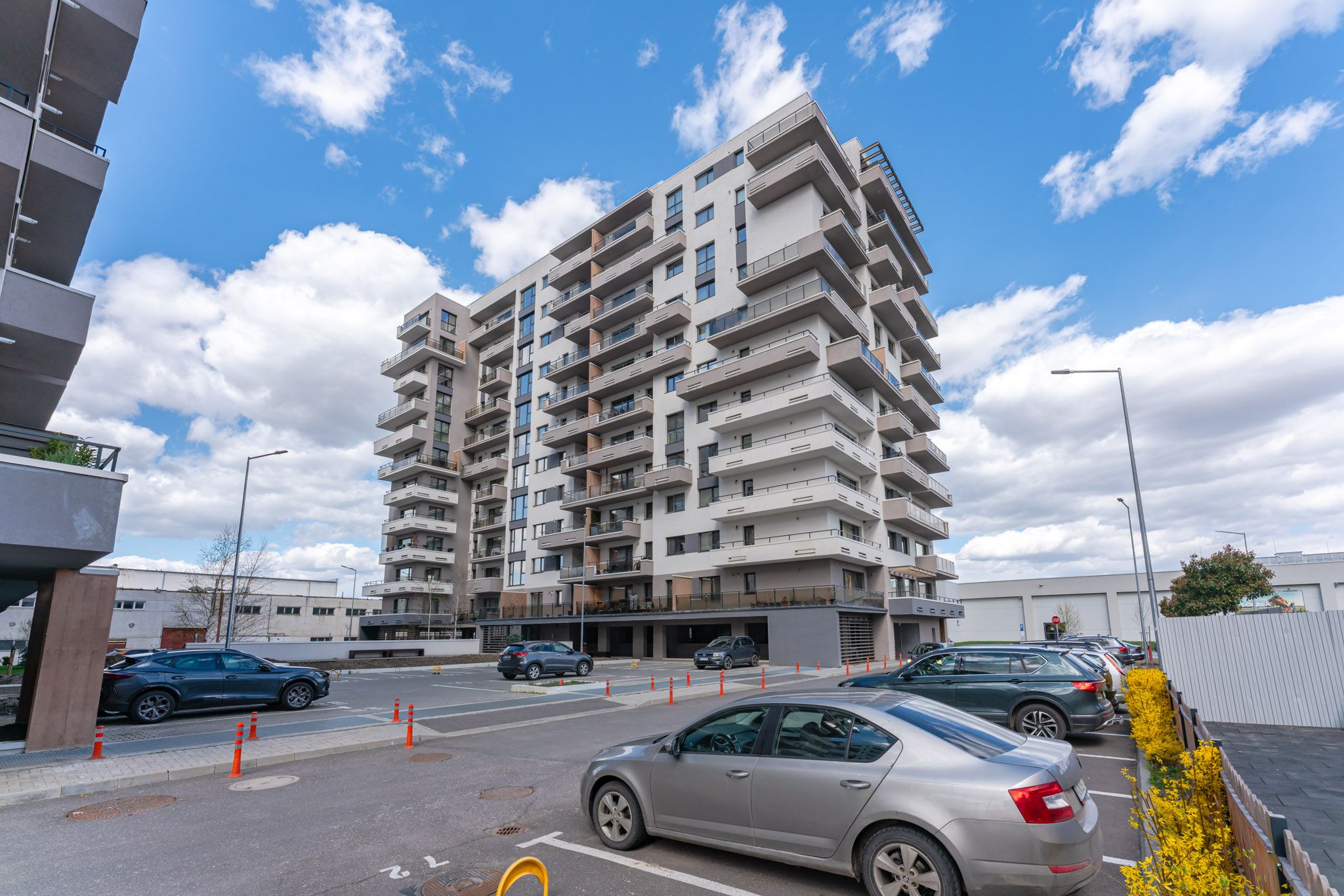 Apartament Alpha Arena: 62 mp utili + 28 mp terasă | Parcare inclusă