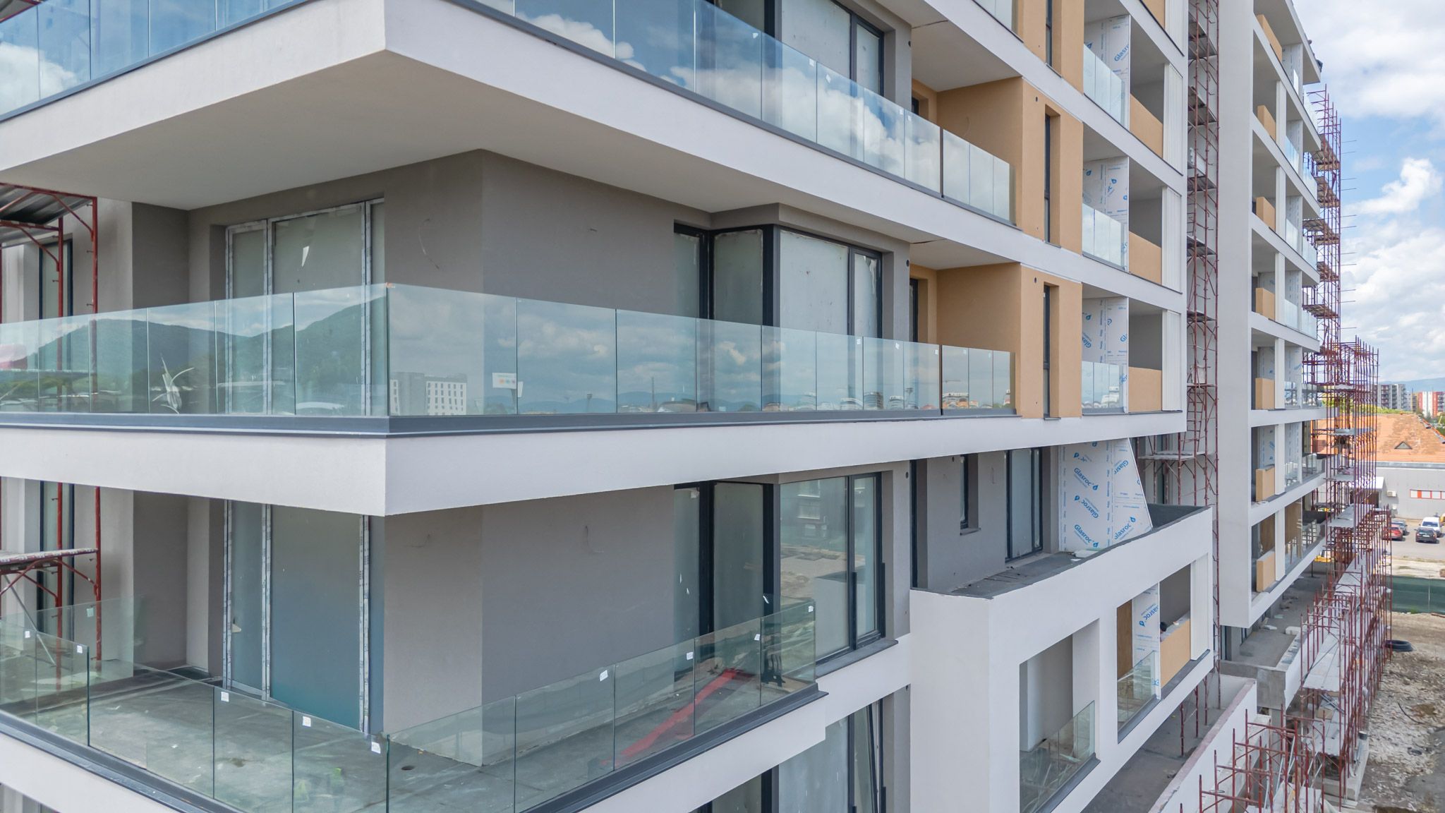 Apartament 2.5 Camere Sala Polivalentă | 59 mp Util + 18 mp Balcon