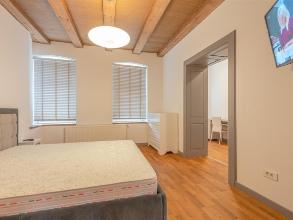 clean_rebs_title(Locuință de 71 mp renovată integral și complet utilată, în casă)