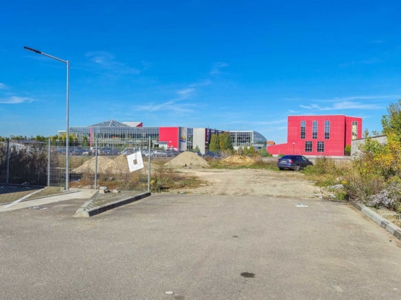 Teren pentru dezvoltare imobiliară în Brașov, zona Bartolomeu