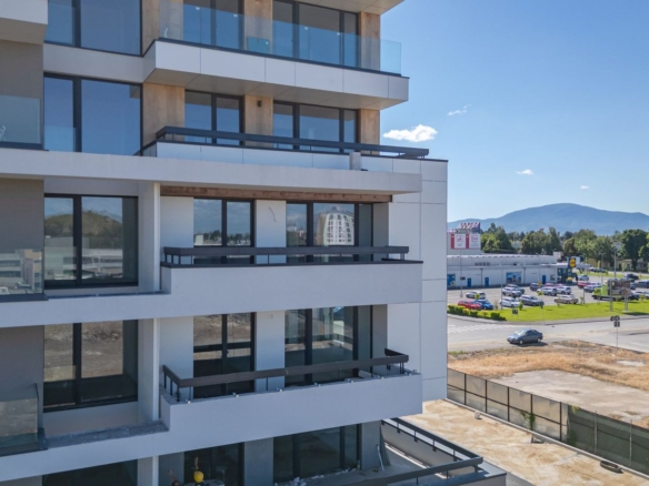 Apartament modern cu 2 camere și balcon generos | Zona Bartolomeu