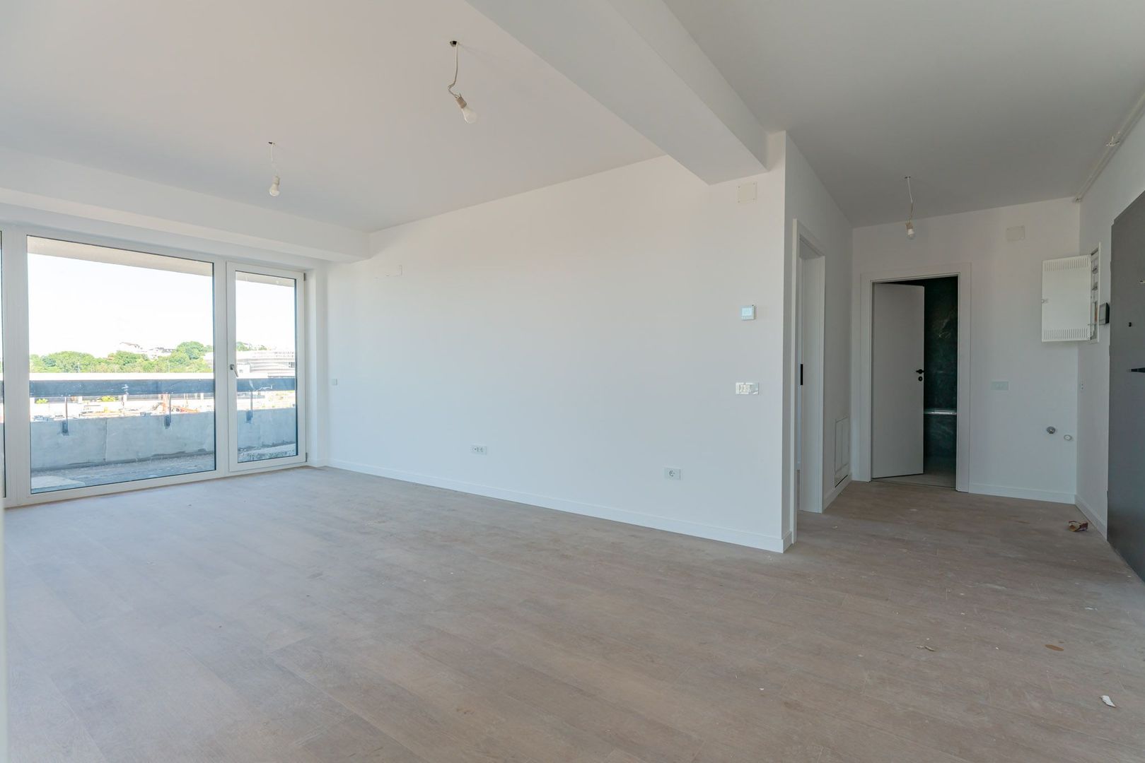 Apartament modern cu 2 camere și balcon generos | Zona Bartolomeu