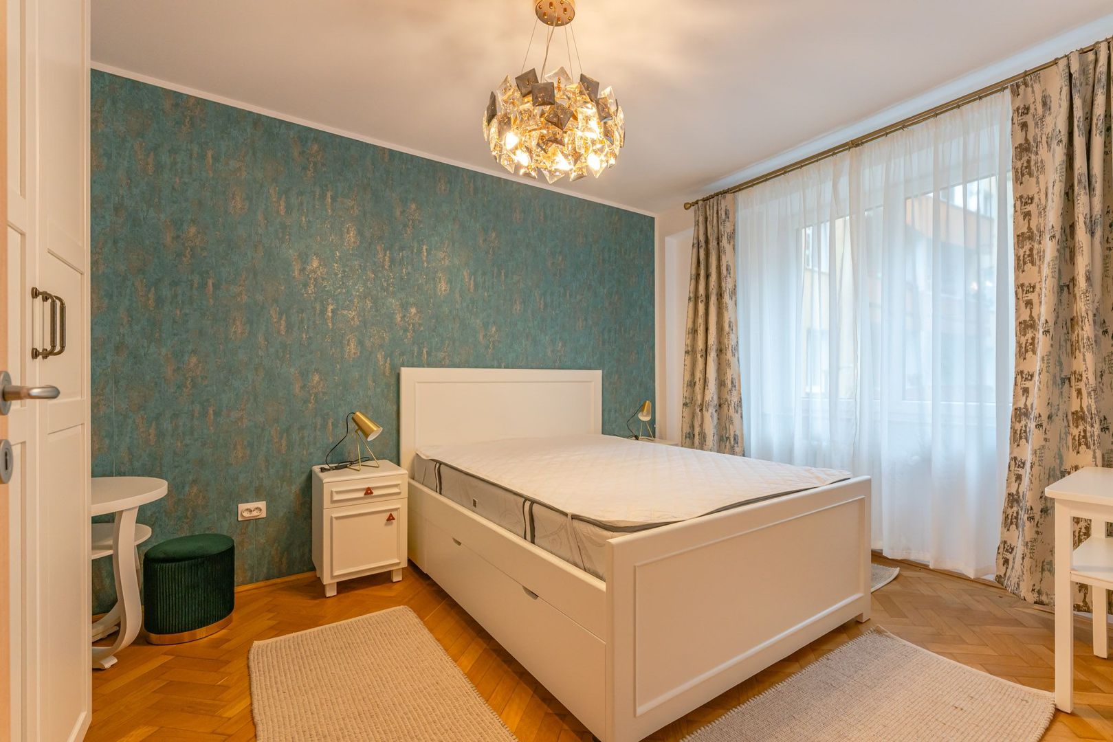 Apartament Decomandat Griviței | 70 mp | Etaj 1 | Boxă + Parcare