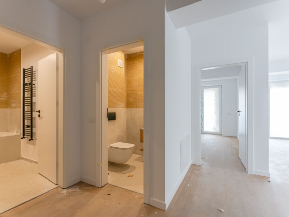 Apartament 2.5 Camere Sala Polivalentă | 59 mp Util + 18 mp Balcon