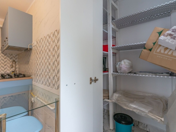 Apartament Decomandat Griviței | 70 mp | Etaj 1 | Boxă + Parcare