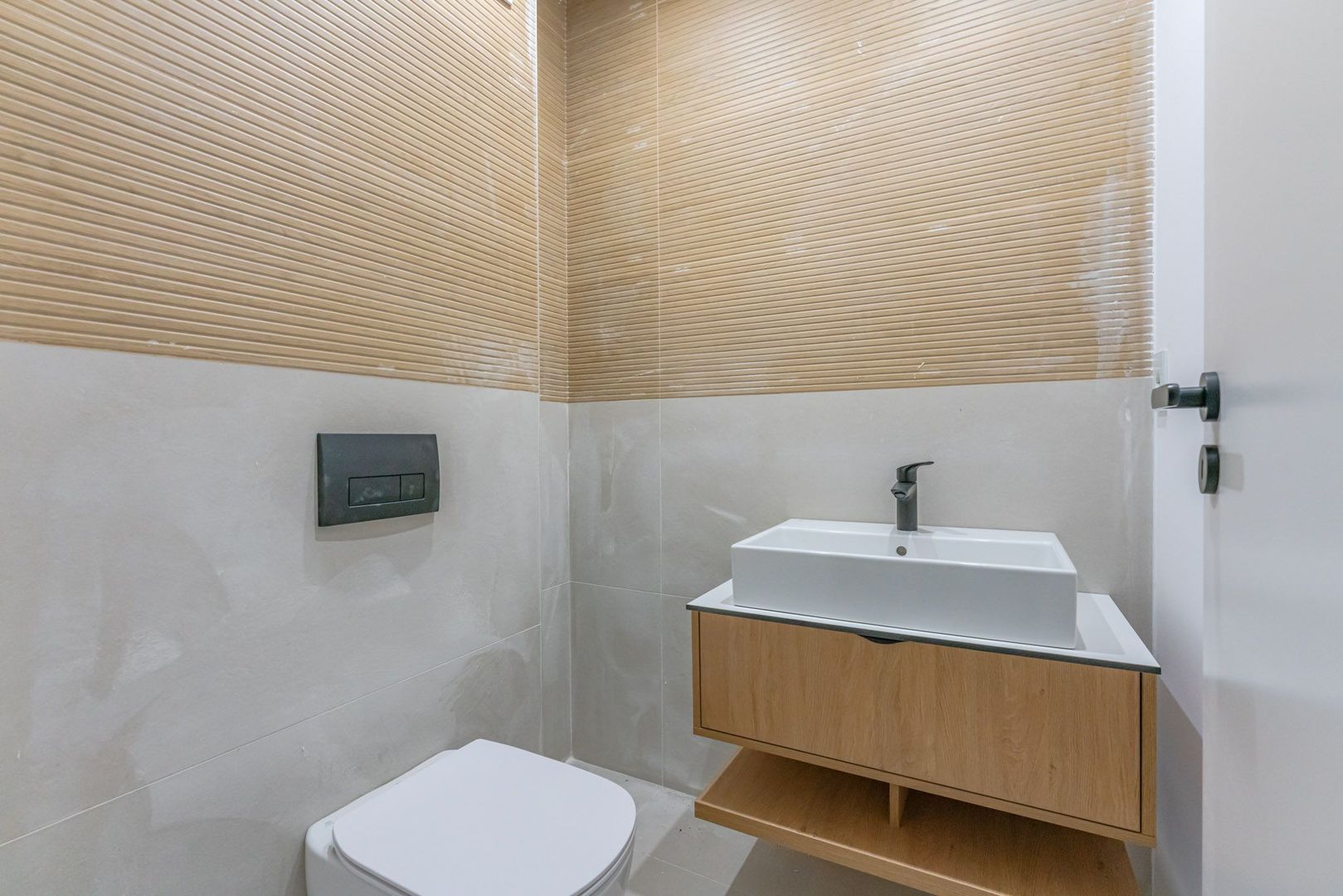 Apartament 2.5 Camere Sala Polivalentă | 59 mp Util + 18 mp Balcon