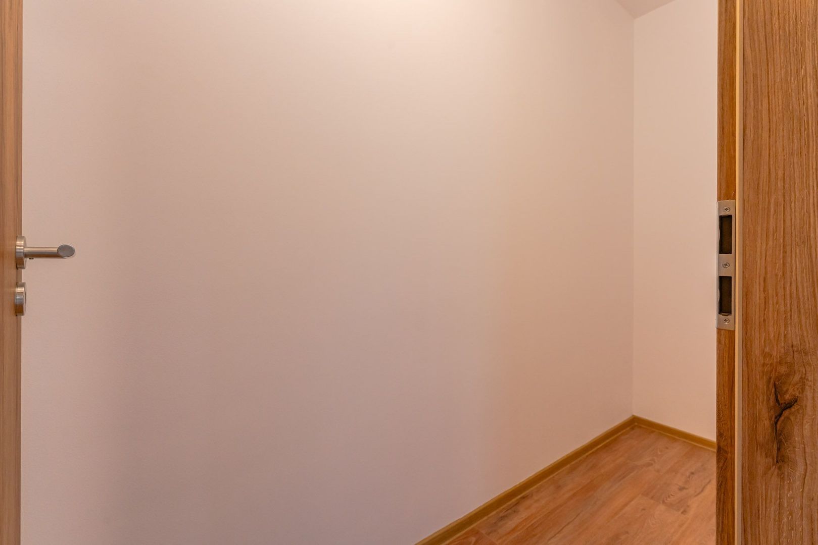 Garsonieră Griviței | Încălzire Pardoseală | Balcon 5,4 mp | Etaj 2