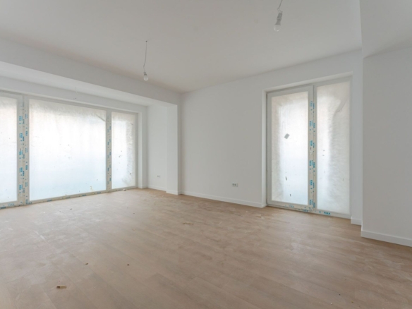 Apartament 2.5 Camere Sala Polivalentă | 59 mp Util + 18 mp Balcon