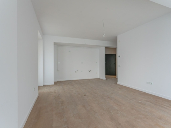 Apartament 2.5 Camere Sala Polivalentă | 59 mp Util + 18 mp Balcon