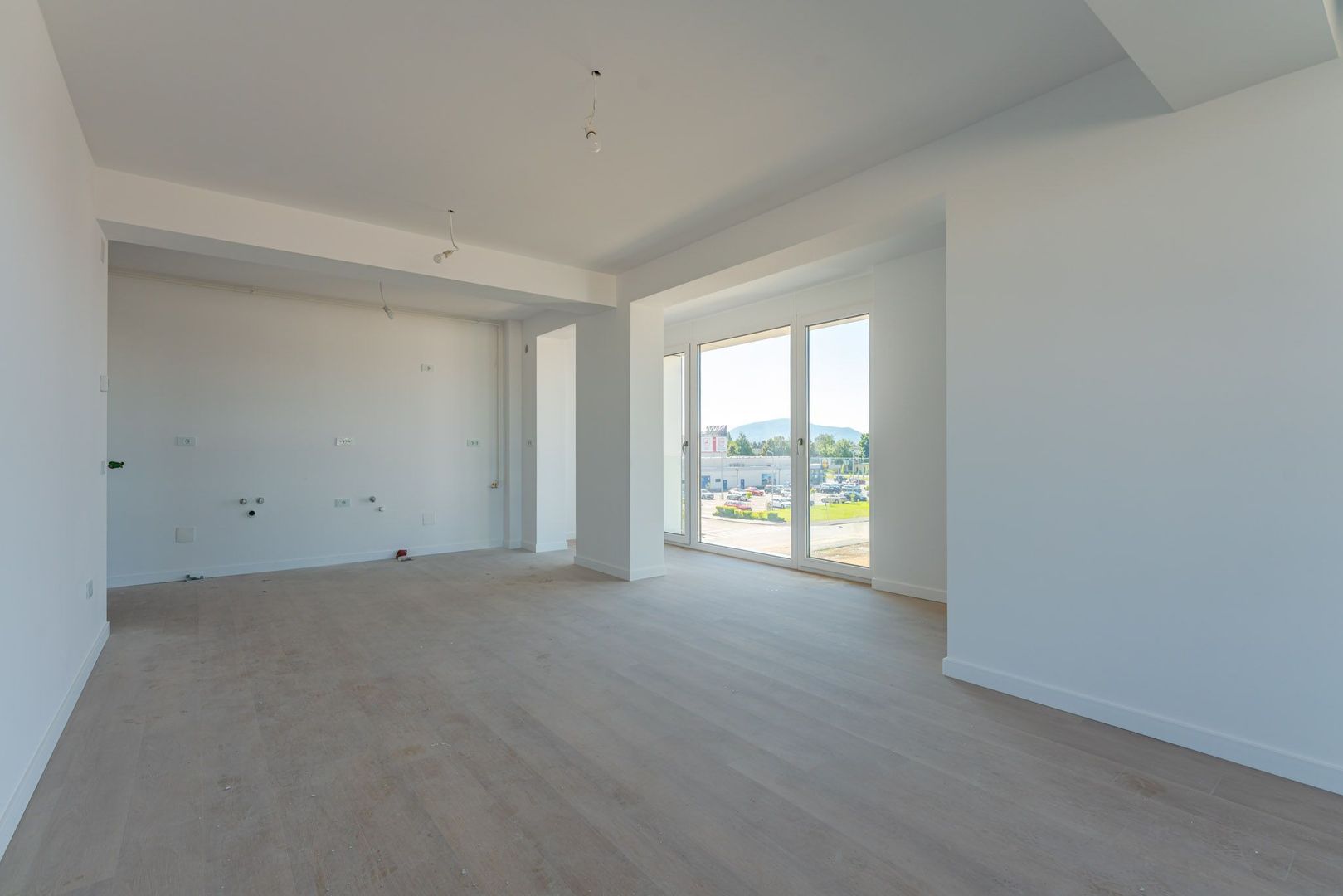 Apartament modern cu 2 camere și balcon generos | Zona Bartolomeu