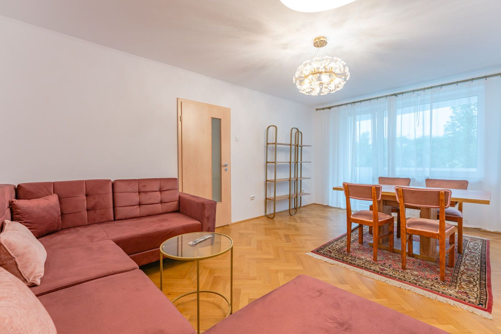 Apartament Decomandat Griviței | 70 mp | Etaj 1 | Boxă + Parcare