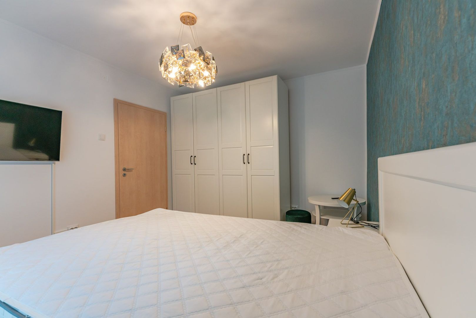 Apartament Decomandat Griviței | 70 mp | Etaj 1 | Boxă + Parcare