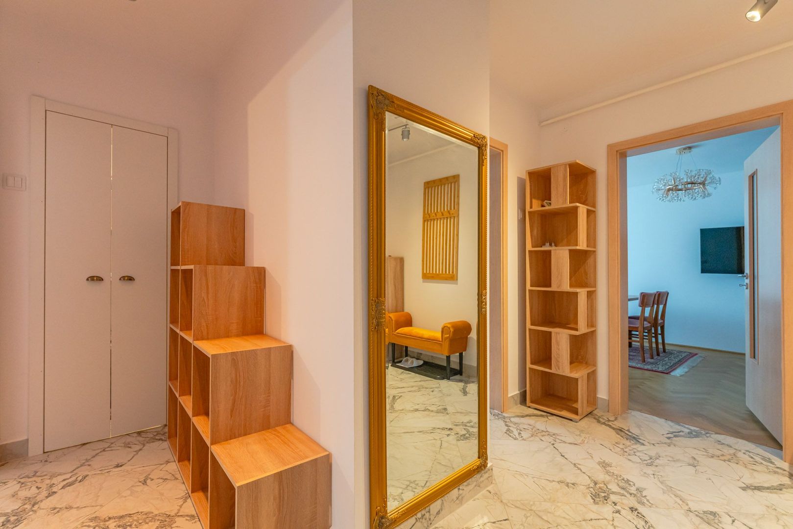 Apartament Decomandat Griviței | 70 mp | Etaj 1 | Boxă + Parcare
