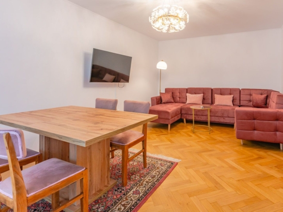 Apartament Decomandat Griviței | 70 mp | Etaj 1 | Boxă + Parcare