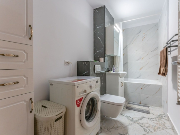 Apartament Decomandat Griviței | 70 mp | Etaj 1 | Boxă + Parcare