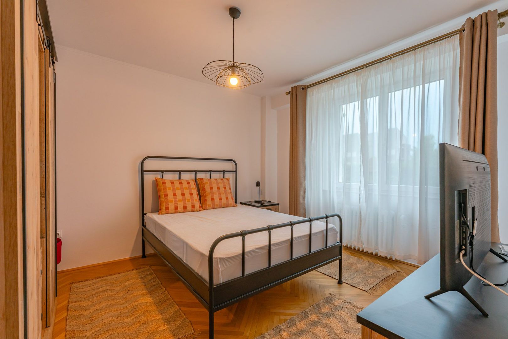 Apartament Decomandat Griviței | 70 mp | Etaj 1 | Boxă + Parcare