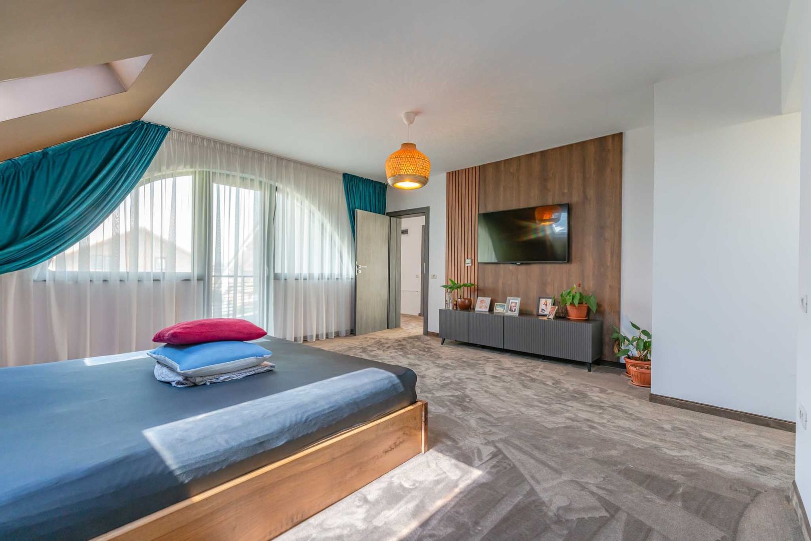 Casă 236 mp Sânpetru, zona Triaj | Teren 915 mp | Pompă Căldură + Panouri