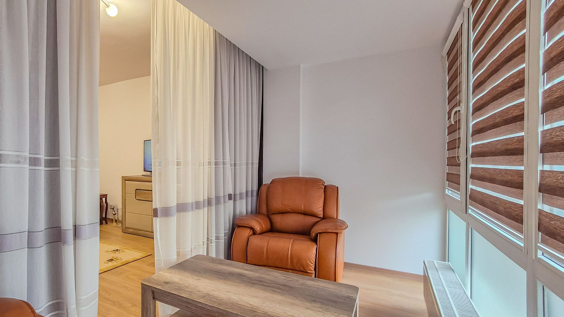 Apartament Spațios de 2 Camere | Zona Răcădău | 2 Băi | Loc de Parcare