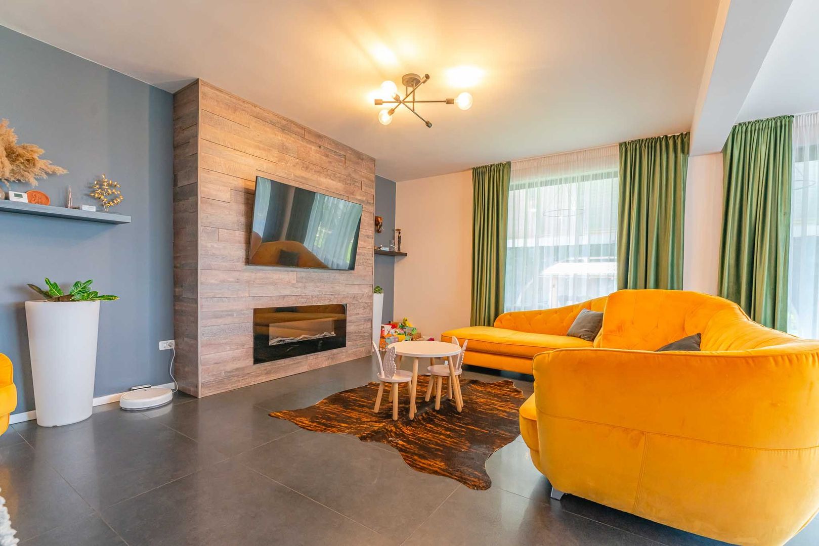 Casă 236 mp Sânpetru, zona Triaj | Teren 915 mp | Pompă Căldură + Panouri