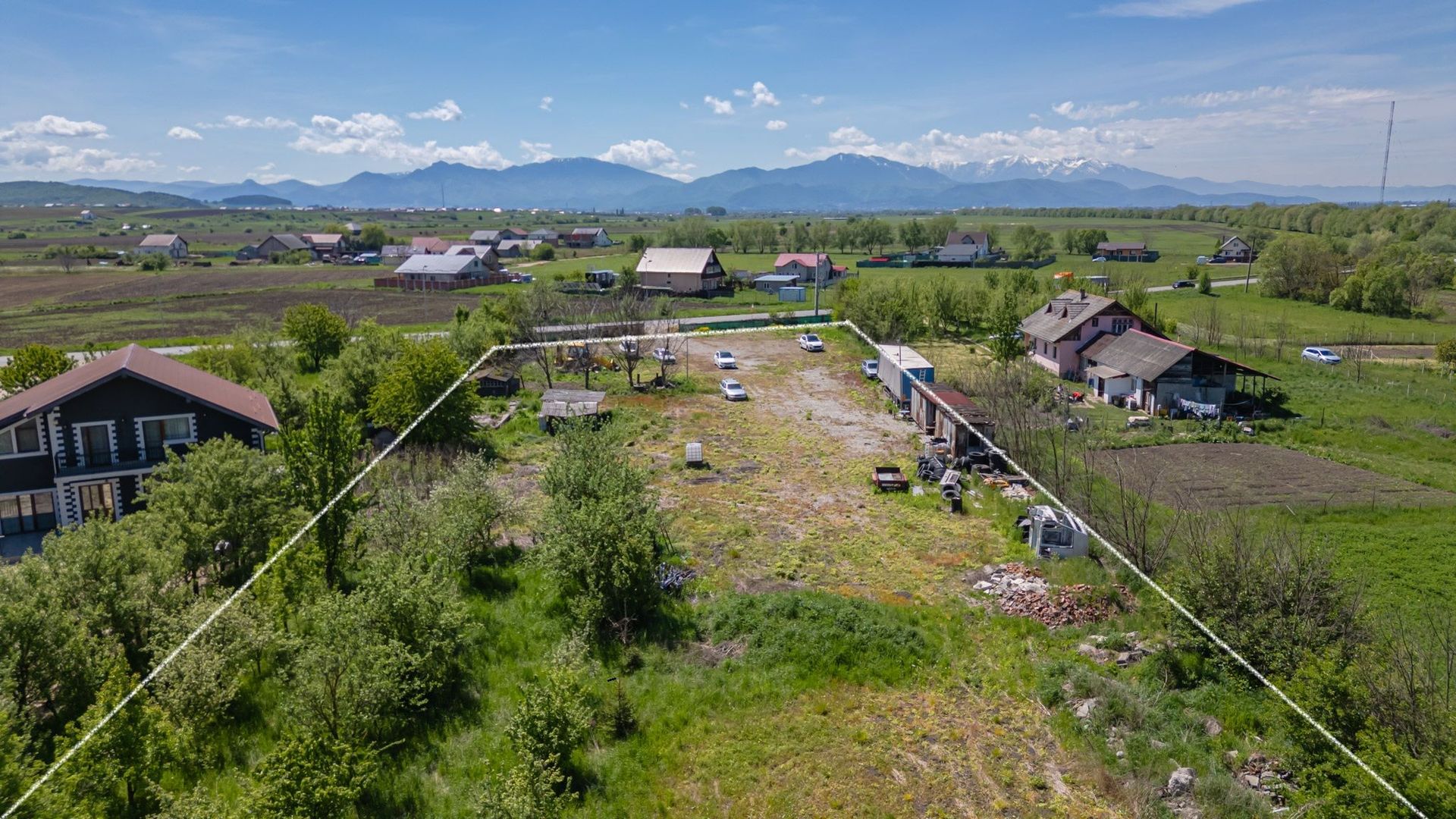 Teren intravilan Bod | Front 46 m la Asfalt | Utilități pe/lângă Teren