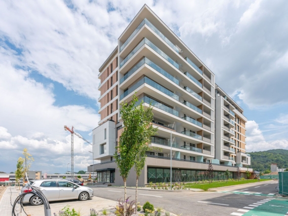 Vânzare Studio 43 mp | Balcon Generos | Predare Septembrie 2026
