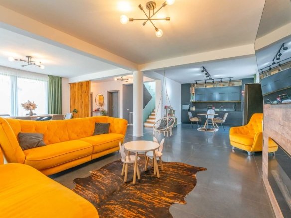 Casă 236 mp Sânpetru, zona Triaj | Teren 915 mp | Pompă Căldură + Panouri