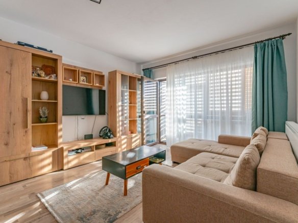 Apartament Sânpetru | 70 mp Suprafață Totală + Curte Proprie | Parcare
