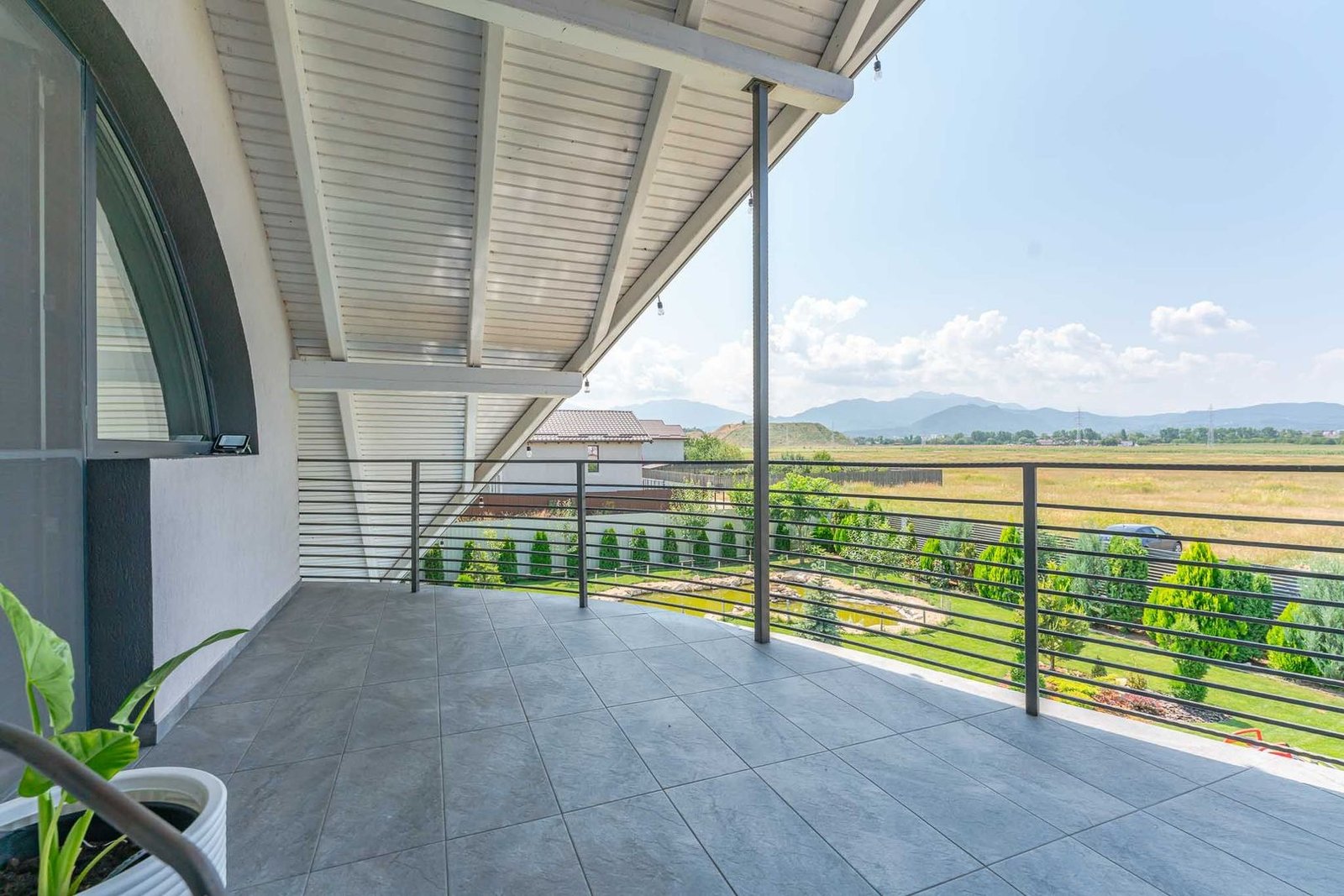Casă 236 mp Sânpetru, zona Triaj | Teren 915 mp | Pompă Căldură + Panouri