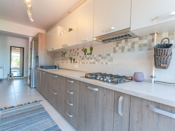 Apartament 114 mp Zona AFI | 2 Băi | Mobilat | Parcare interioară