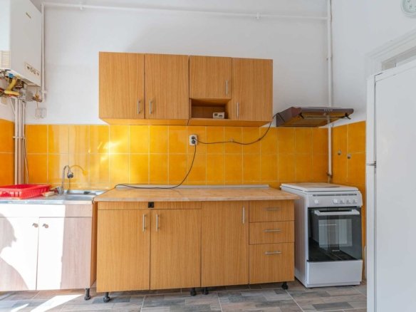 Garsonieră de Închiriat Brașov | 30 mp | Str. Petru Rareș | Parter