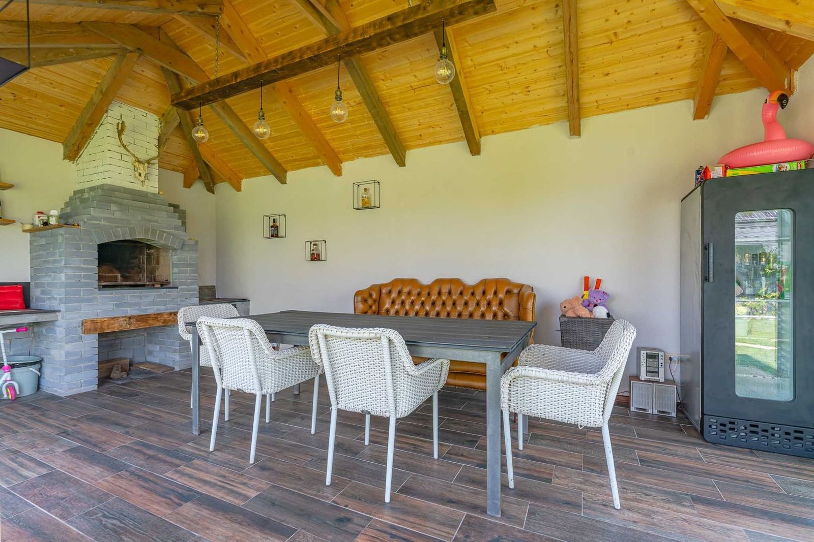 Casă 236 mp Sânpetru, zona Triaj | Teren 915 mp | Pompă Căldură + Panouri