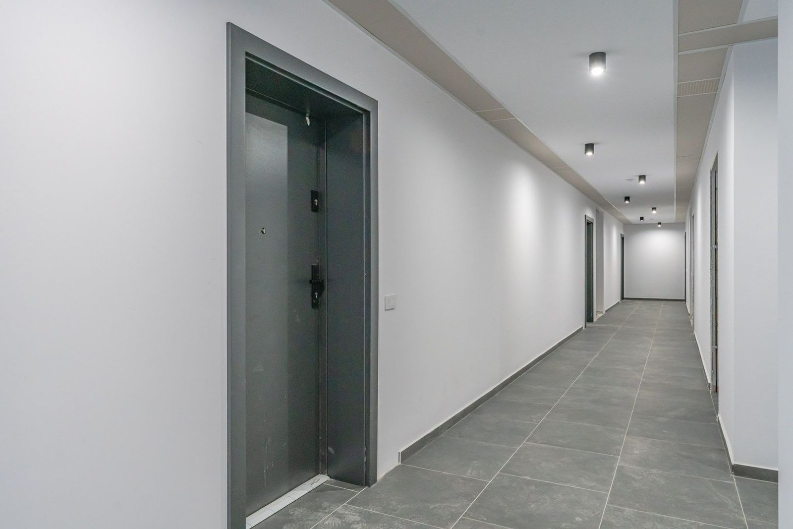 Vânzare Studio 43 mp | Balcon Generos | Predare Septembrie 2026
