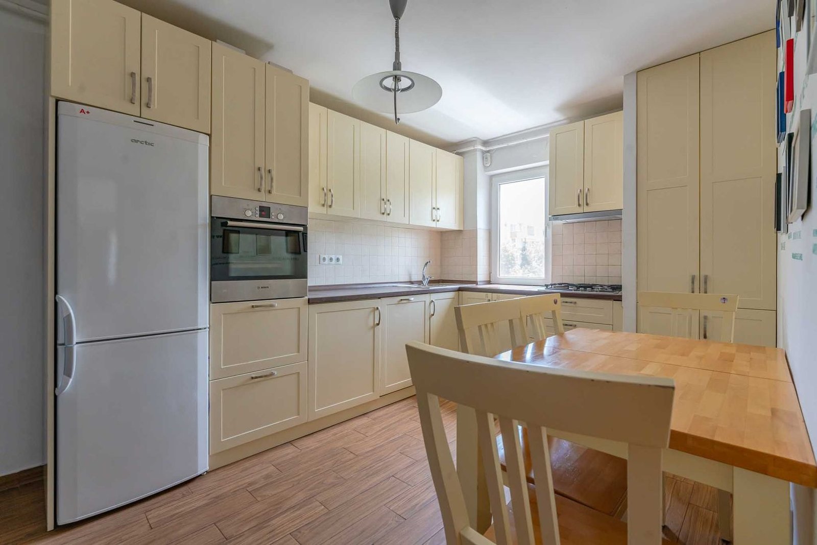 Apartament 2 Camere Astra | Mobilat-Utilat | Parcare | Etaj 2 din 4