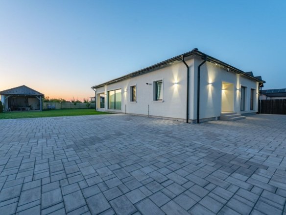 Casă Premium Sânpetru | 162 mp | Teren 971 mp | Mobilată și Utilată