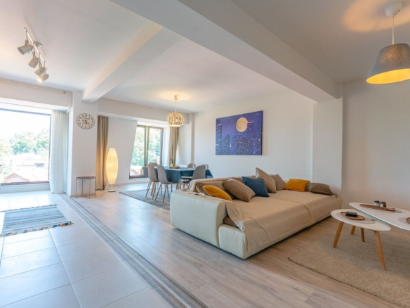 Apartament 114 mp Zona AFI | 2 Băi | Mobilat | Parcare interioară