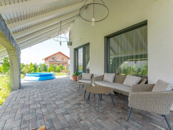 Casă 236 mp Sânpetru, zona Triaj | Teren 915 mp | Pompă Căldură + Panouri