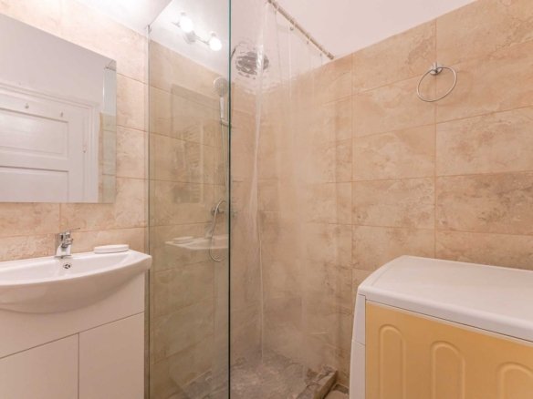 Garsonieră de Închiriat Brașov | 30 mp | Str. Petru Rareș | Parter