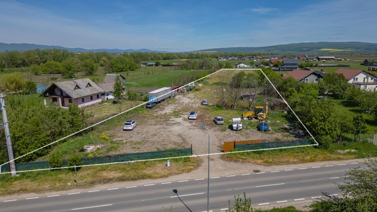 Teren intravilan Bod | Front 46 m la Asfalt | Utilități pe/lângă Teren