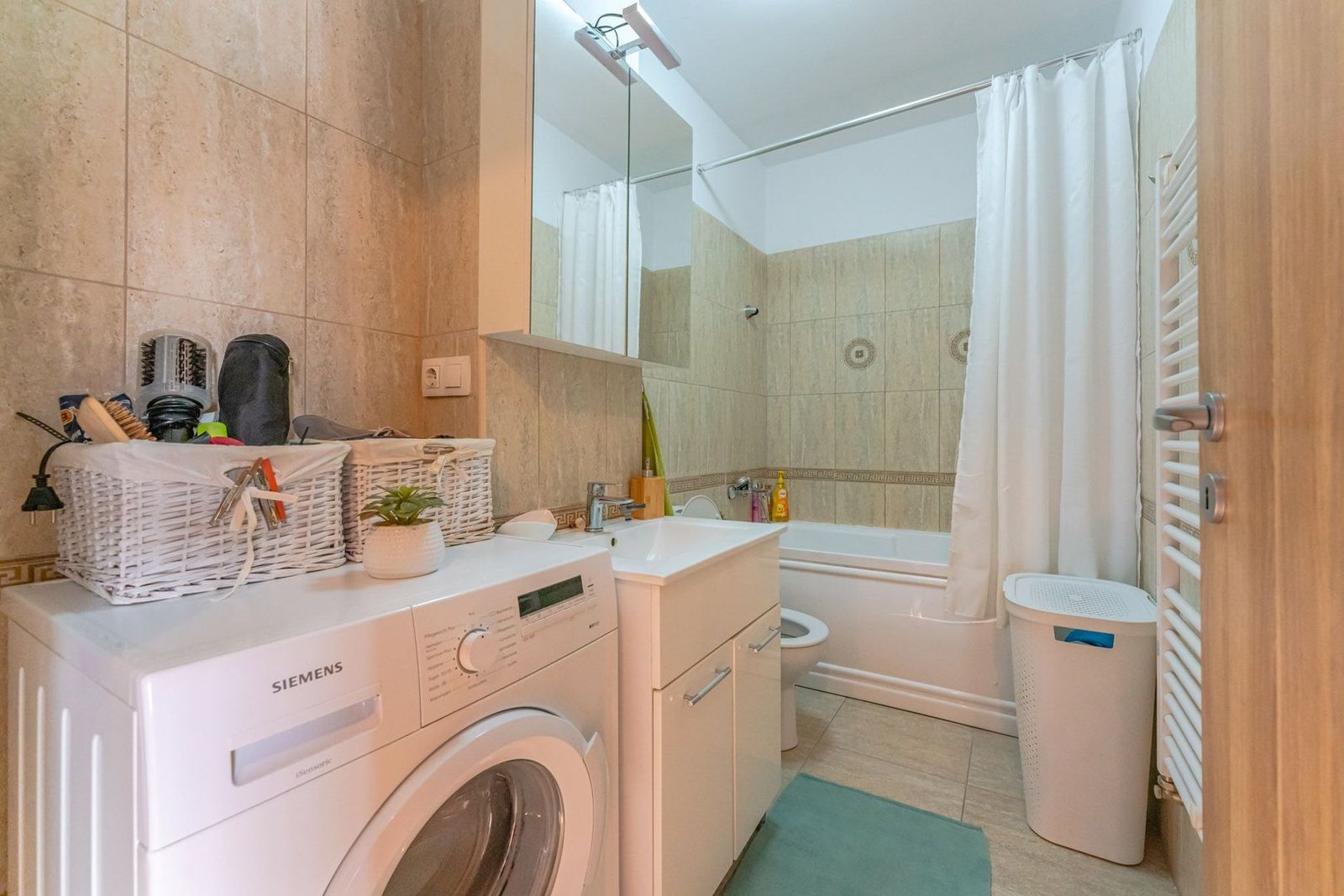 Apartament Sânpetru | 70 mp Suprafață Totală + Curte Proprie | Parcare