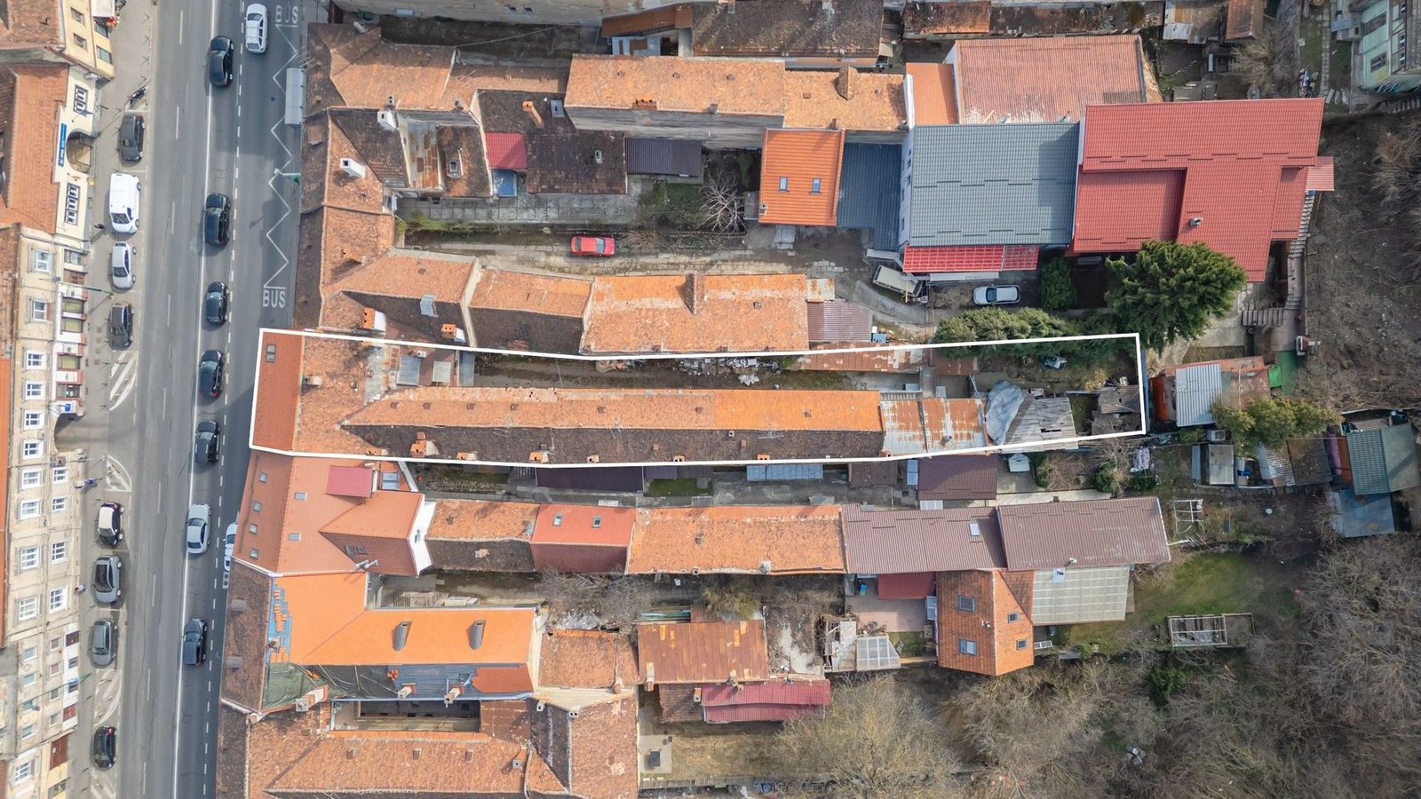 Clădire de vânzare în Brașovul Vechi | 16 camere | Potențial de dezvoltare