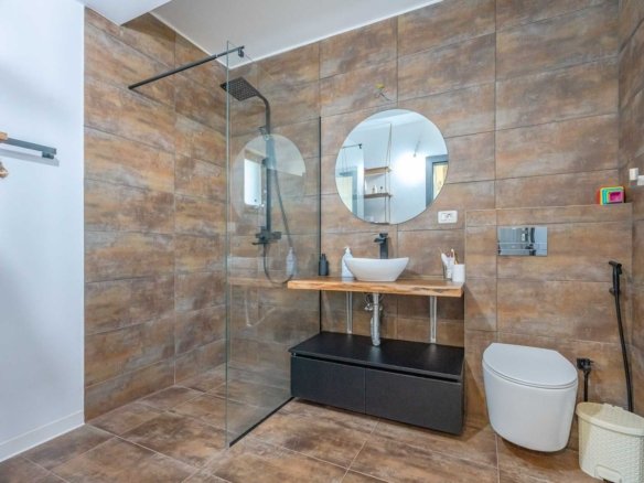 Casă 236 mp Sânpetru, zona Triaj | Teren 915 mp | Pompă Căldură + Panouri