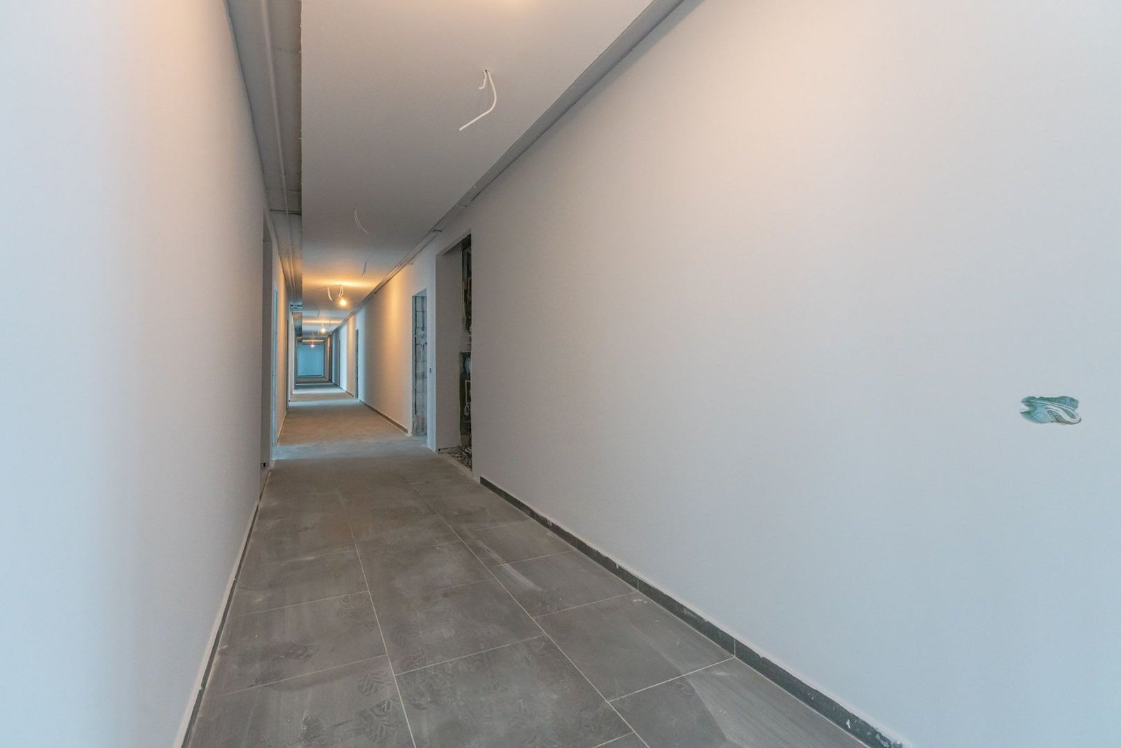 Apartament 2.5 Camere Sala Polivalentă | 59 mp Util + 18 mp Balcon