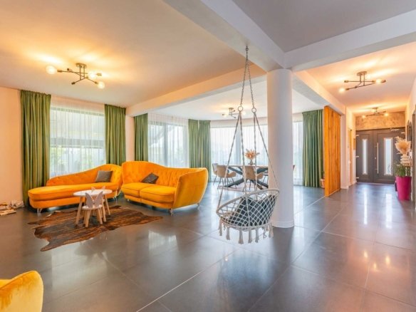 Casă 236 mp Sânpetru, zona Triaj | Teren 915 mp | Pompă Căldură + Panouri