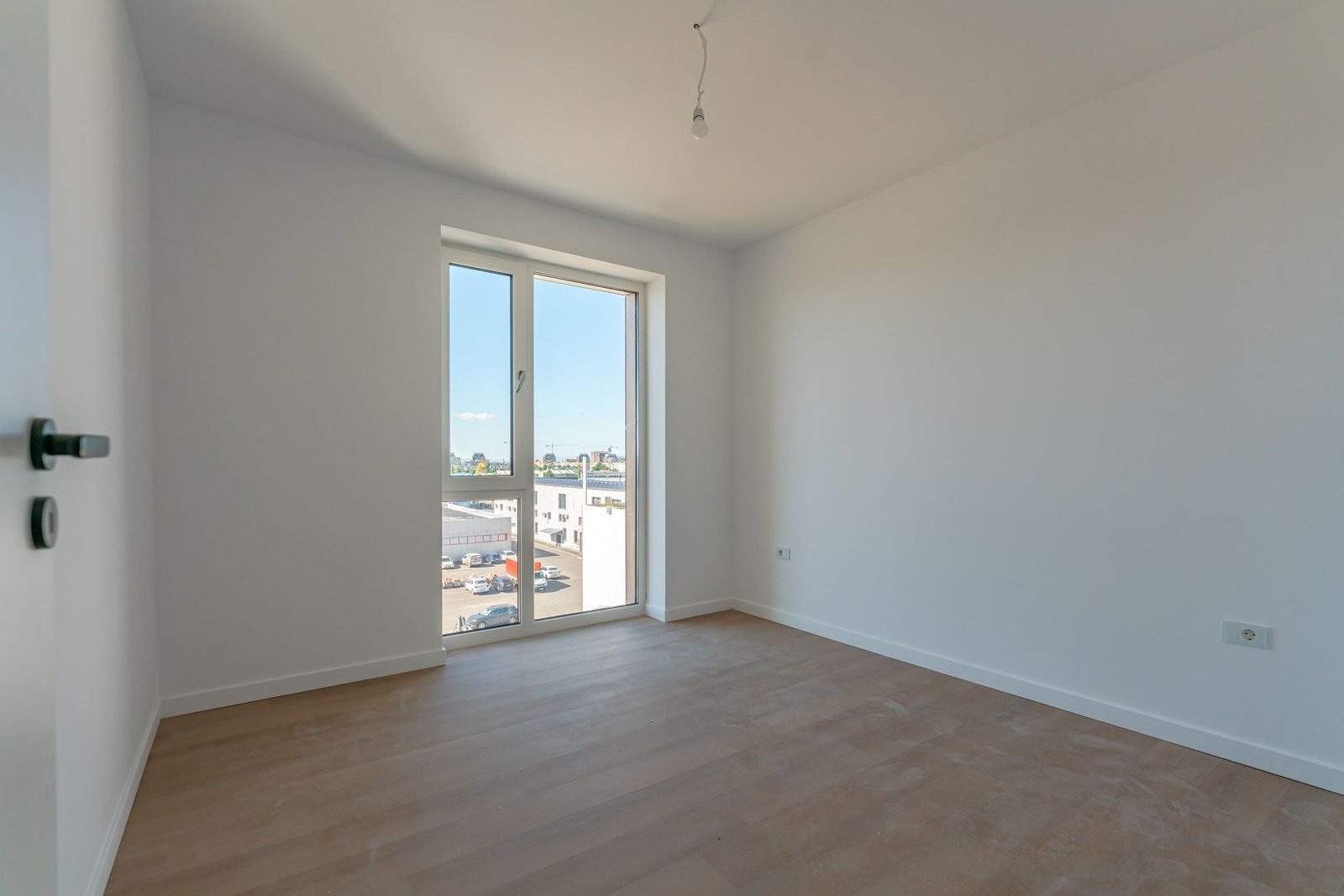 Apartament 2.5 Camere Sala Polivalentă | 59 mp Util + 18 mp Balcon