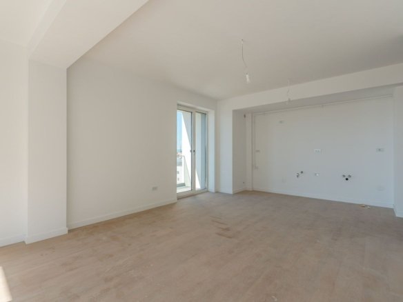 Apartament 2.5 Camere Sala Polivalentă | 59 mp Util + 18 mp Balcon