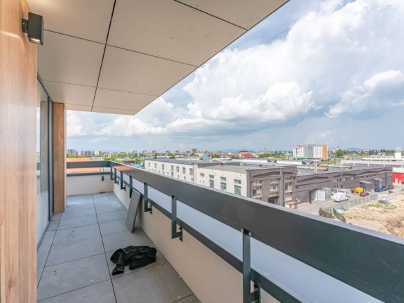 Vânzare Studio 43 mp | Balcon Generos | Predare Septembrie 2026