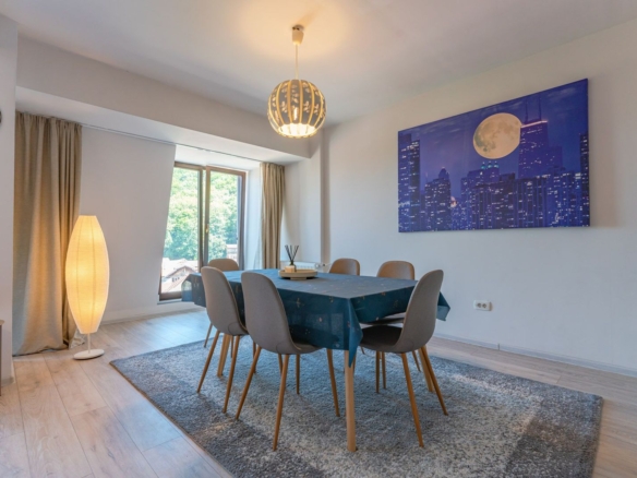 Apartament 114 mp Zona AFI | 2 Băi | Mobilat | Parcare interioară
