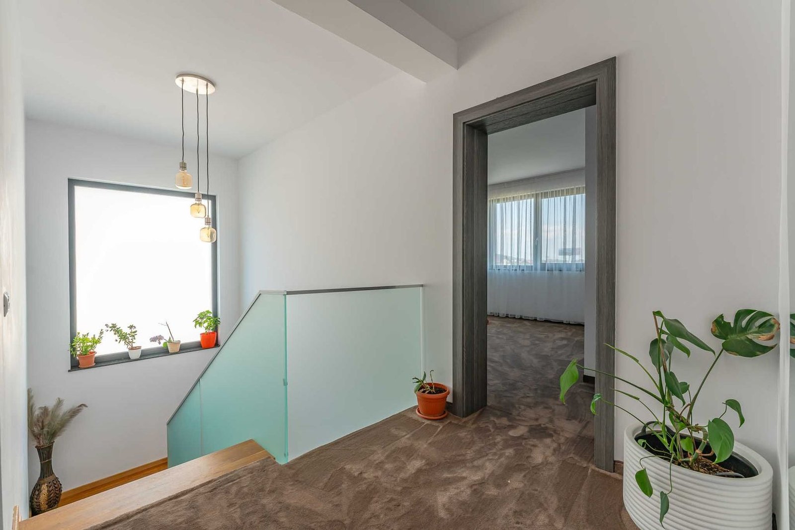 Casă 236 mp Sânpetru, zona Triaj | Teren 915 mp | Pompă Căldură + Panouri