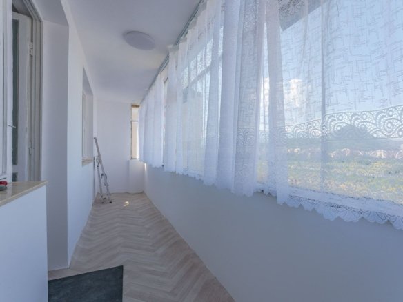 Chirie 2 Camere Vlahuță | 49 mp + Balcon | Însorit | Loc de Parcare